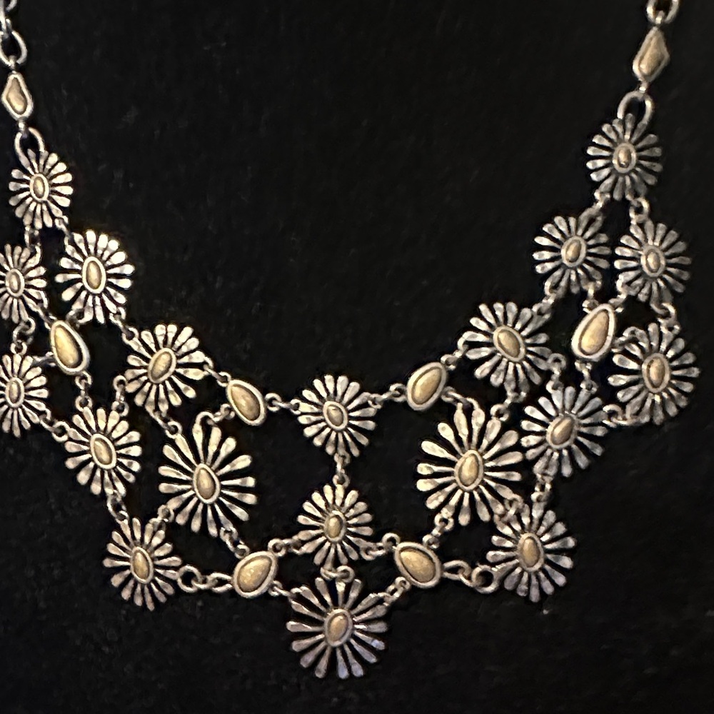 Lucky Brand Silver and Gold Floral Necklace - Picture 2 of 4